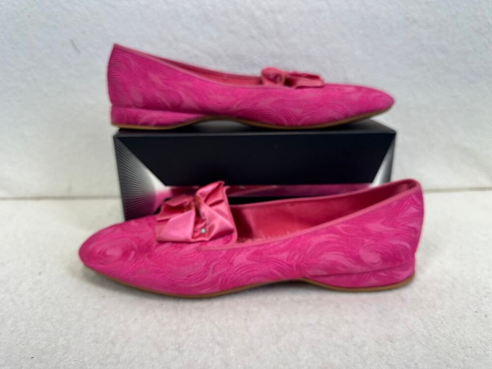 Daniel Green Vintage Pink Satin Brocade Lounging Shoe SZ 7 Modern Royalty